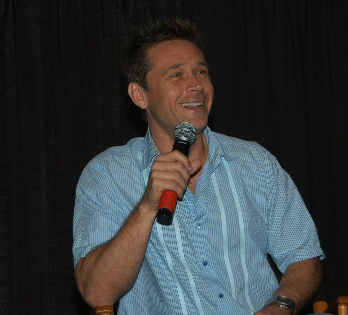 CONNOR TRINNEER L eft one scifi franchise Trek to go to another STARGATE 