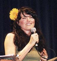 Lucy Lawless